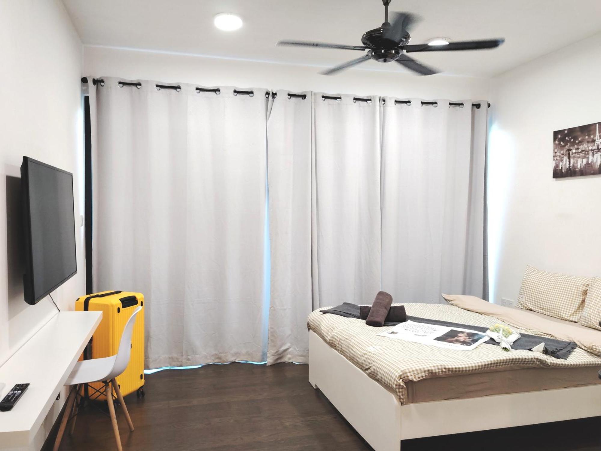 Almas Suites Poolview Netflix 100Mbps Bystay นุสาจายา ภายนอก รูปภาพ