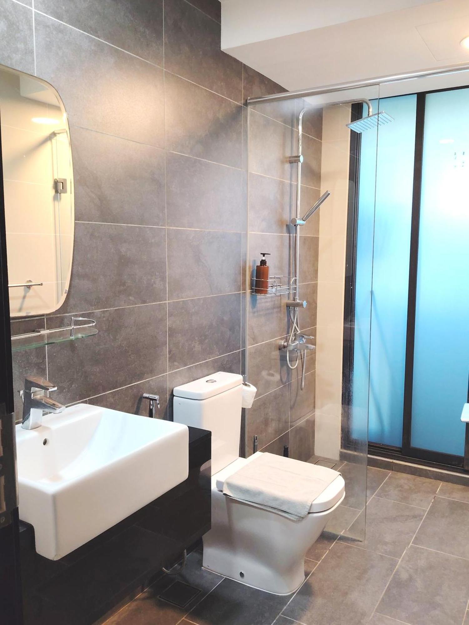 Almas Suites Poolview Netflix 100Mbps Bystay นุสาจายา ภายนอก รูปภาพ